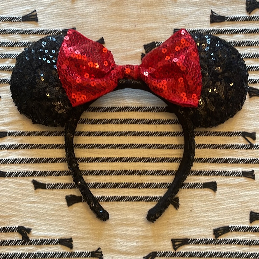 Disney Black and Red Sequin Minnie Mouse Ears Headband